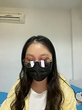 babymalaya – webcam model profile photo Image 2