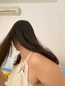 babymalaya – webcam model profile photo Image 4