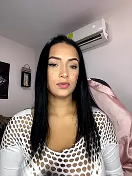 HotBella- – webcam model profile photo Image 2