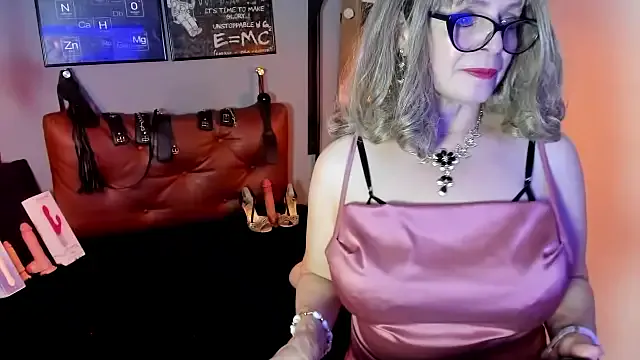 SamMargoMd – webcam model profile photo Image 17