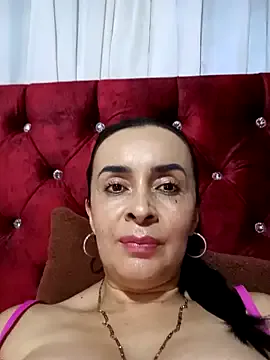 Alessia – webcam model profile photo Image 15