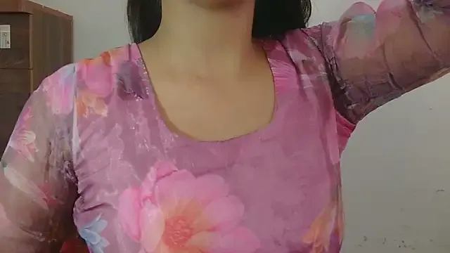 saniya_khan70 Image 4