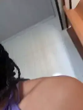 RoxannaRivera – webcam model profile photo Image 14