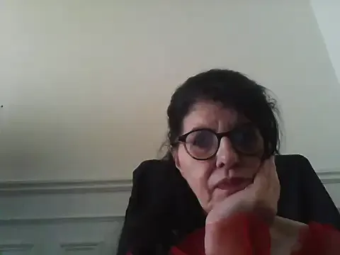 tarivishu23 – webcam model profile photo Image 2