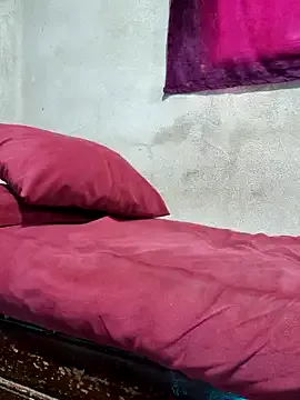 EsmeBrowm – webcam model profile photo Image 13