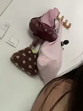 SashaLuss_ Image 2