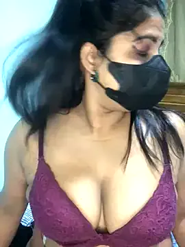 VICTORIA89 – webcam model profile photo Image 17
