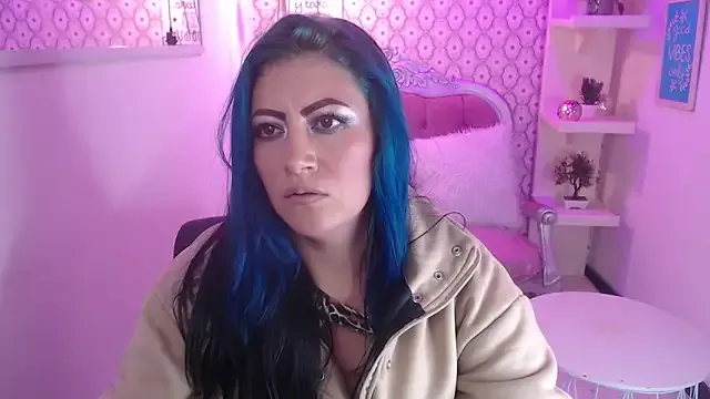 YasmienAtos – webcam model profile photo Image 3