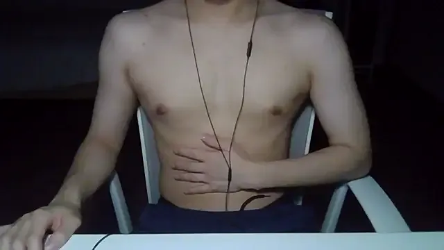 MiraKova – webcam model profile photo Image 10