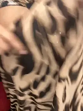 EsmeBrowm – webcam model profile photo Image 12