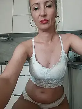 Selena3921 Image 18