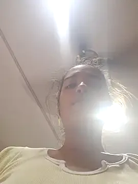 Selena_18x Image 3