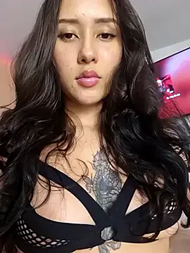 LiaWest – webcam model profile photo Image 12