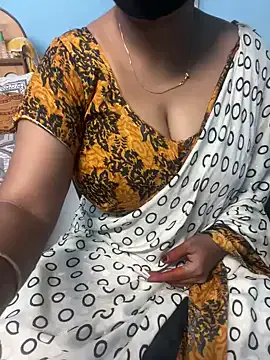 Grace – webcam model profile photo Image 12