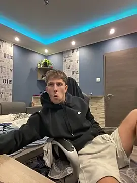 AdaNash – webcam model profile photo Image 14