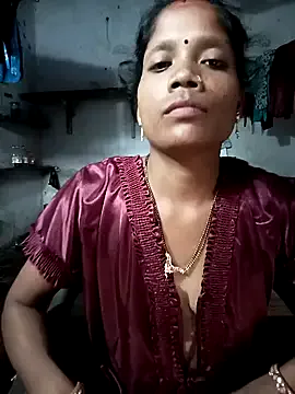 AriaVex – webcam model profile photo Image 5