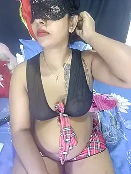 Sexy-Monikaa Image 3