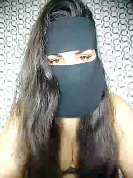 Sexy-Randa Image 3