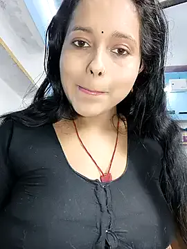 _Abril-Office1 – webcam model profile photo Image 13