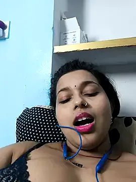 _Abril-Office1 – webcam model profile photo Image 15