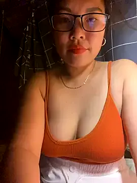 MabelPaez – webcam model profile photo Image 5