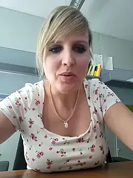 Sexybiene969 Image 10