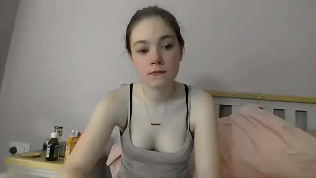 -SweetDi- – webcam model profile photo Image 4