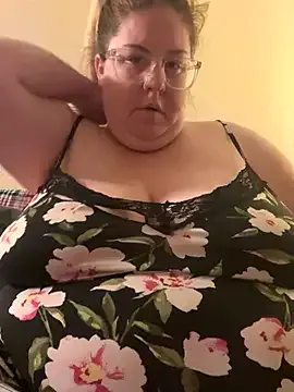 emprexkala – webcam model profile photo Image 3