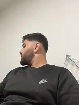 SerenaStar – webcam model profile photo Image 15