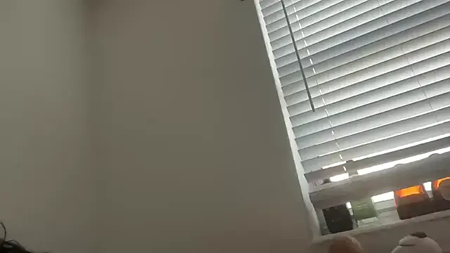 Yiyi-707 – webcam model profile photo Image 5