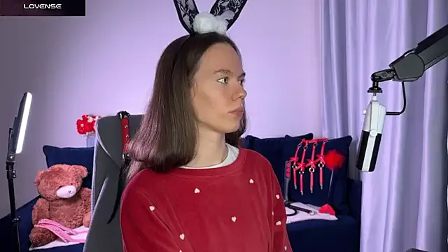 EsmeBrowm – webcam model profile photo Image 18