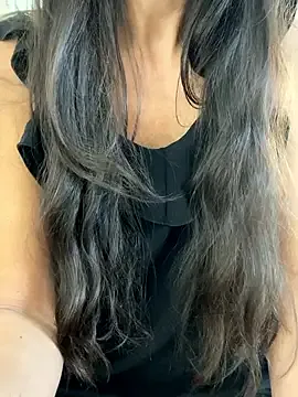 AdrianaAndrade – webcam model profile photo Image 18