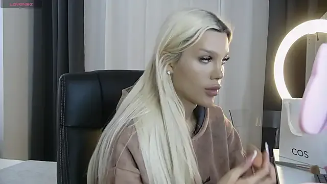 shayblonde Image 17