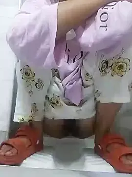 963_kurumi – webcam model profile photo Image 7