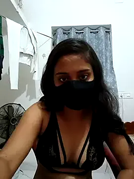 MiaPersy – webcam model profile photo Image 12