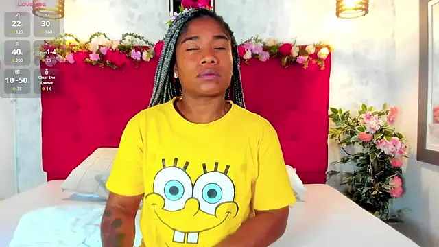 MiraKova – webcam model profile photo Image 18