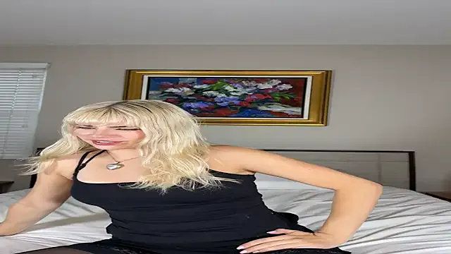 SirenitySirenxx Image 13