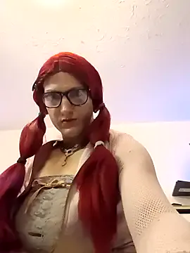 SerenaStar – webcam model profile photo Image 17