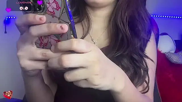 YasmienAtos – webcam model profile photo Image 17