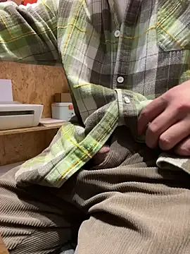 AdrianaAndrade – webcam model profile photo Image 17