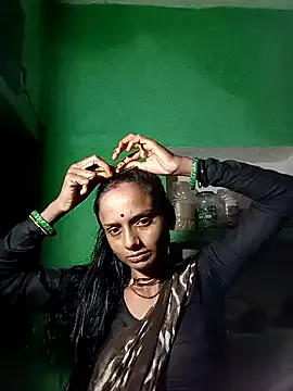 Sonam_ray Image 2