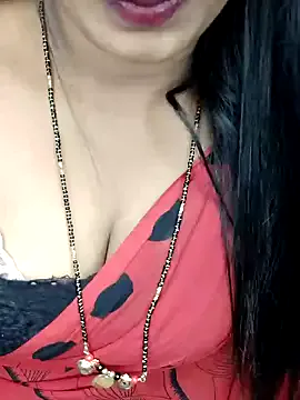 LiaWest – webcam model profile photo Image 10