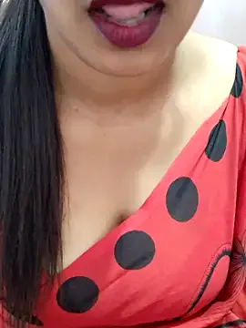 LiaWest – webcam model profile photo Image 19