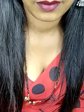 LiaWest – webcam model profile photo Image 7