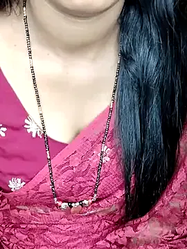 LiaWest – webcam model profile photo Image 8