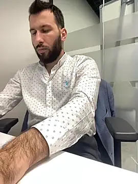 SerenaStar – webcam model profile photo Image 14