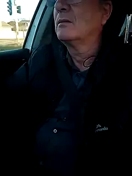 AdrianaAndrade – webcam model profile photo Image 18