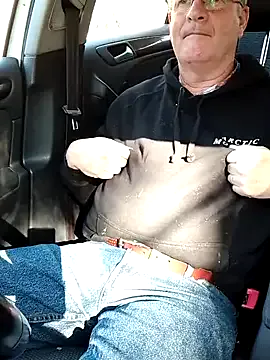 AdrianaAndrade – webcam model profile photo Image 3