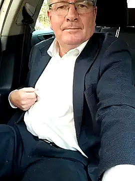 AdrianaAndrade – webcam model profile photo Image 4