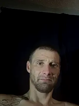 Stillhard8925 – webcam model profile photo